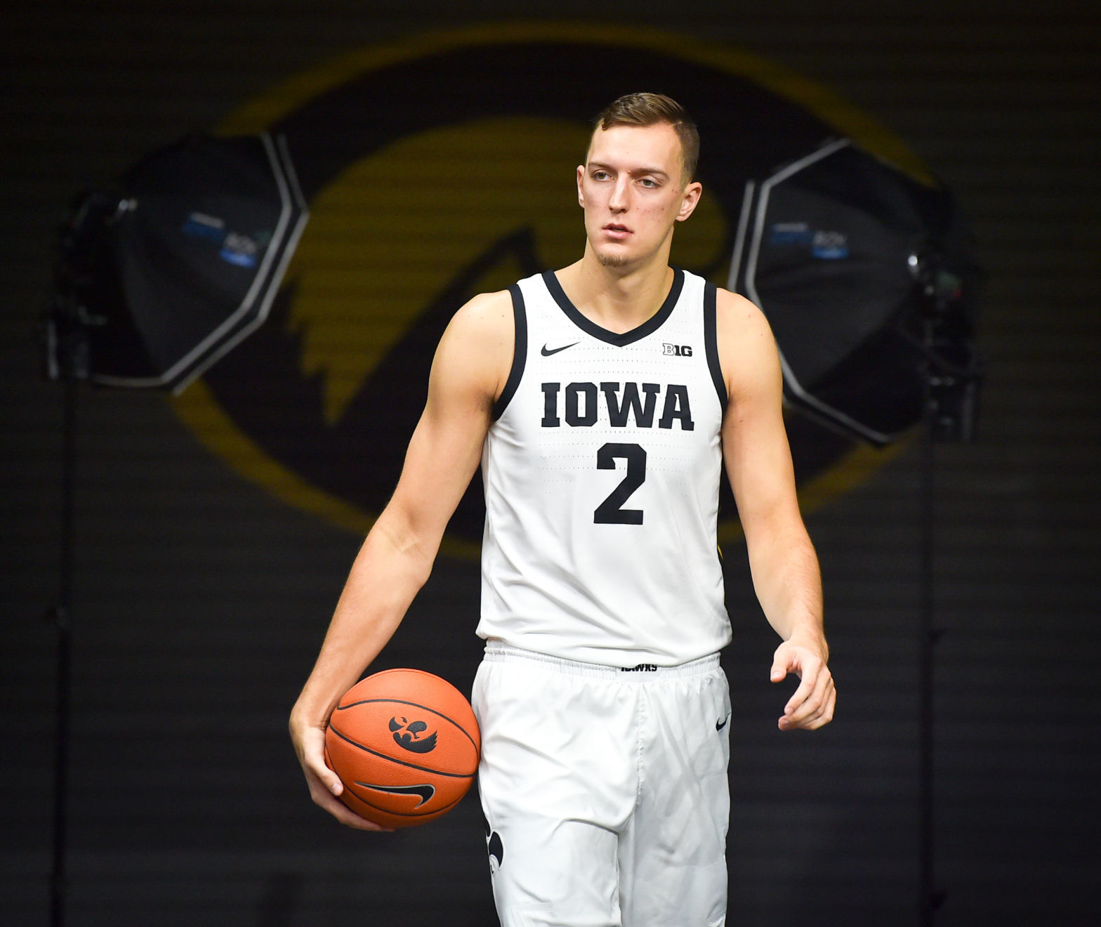 100919-qct-spt-iowa-hoops-media-005a.JPG